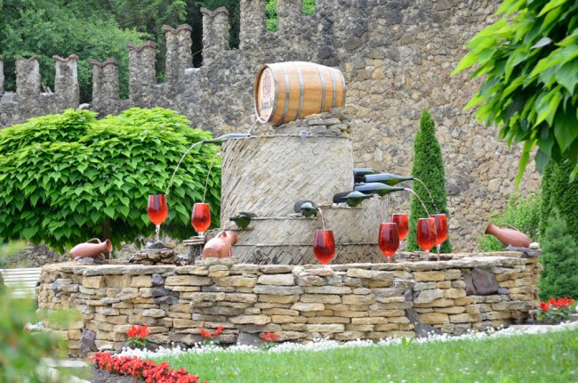 Milestii Mici - the old traditions of winemaking