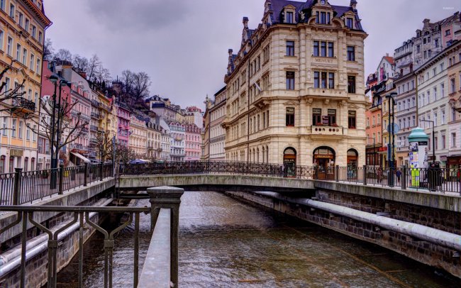 KARLOVY VARY