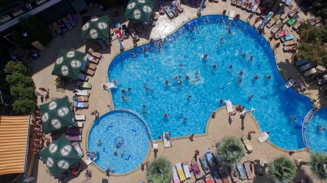 PLANETA HOTEL & AQUAPARK 5*279 euro 