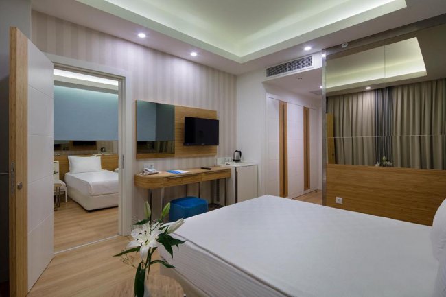 DOSINIA LUXURY RESORT HOTEL (5*)